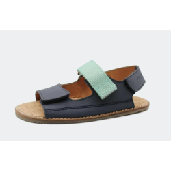 Sandalias respetuosas...