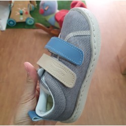 Calzado respetuoso Zapy gris, azul y beige 2 velcros AG210372 BARENTS PIEDRA