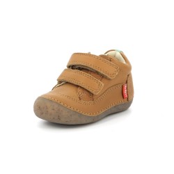 Zapatos respetuosos Kickers Sostankro camel tira verde